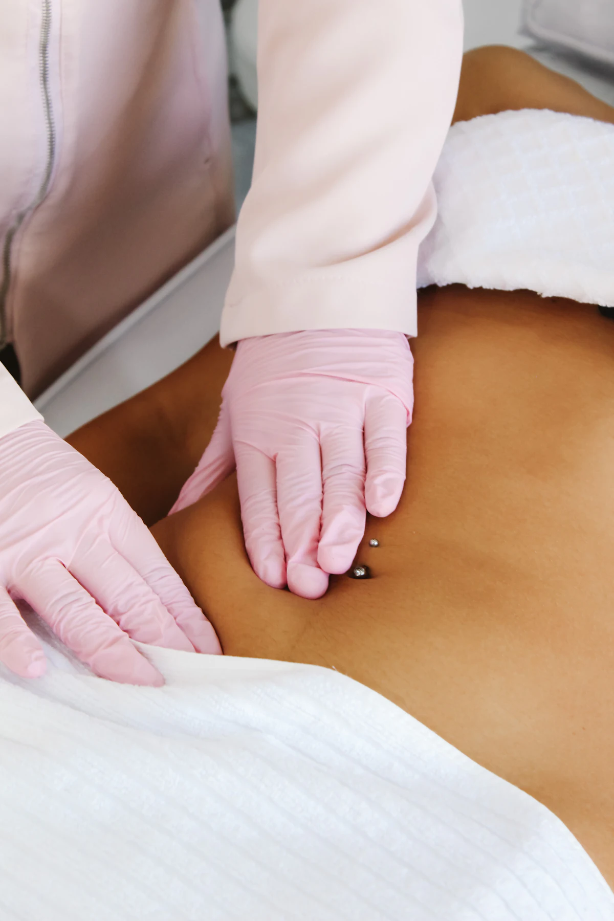 Body Sculpting aesthetic procedure at AMK Aesthetics